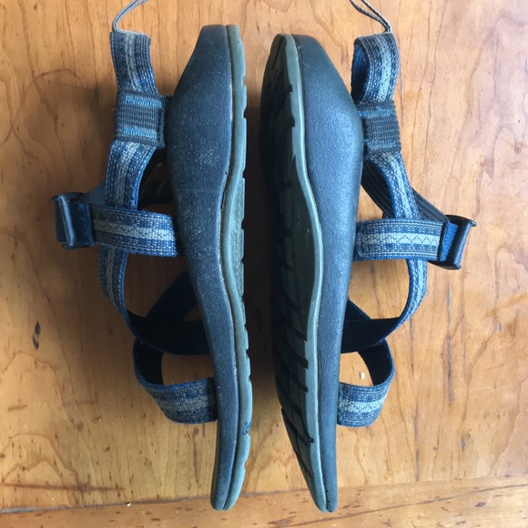 Unisex Chaco sandals used good condition - Picture 3 of 4